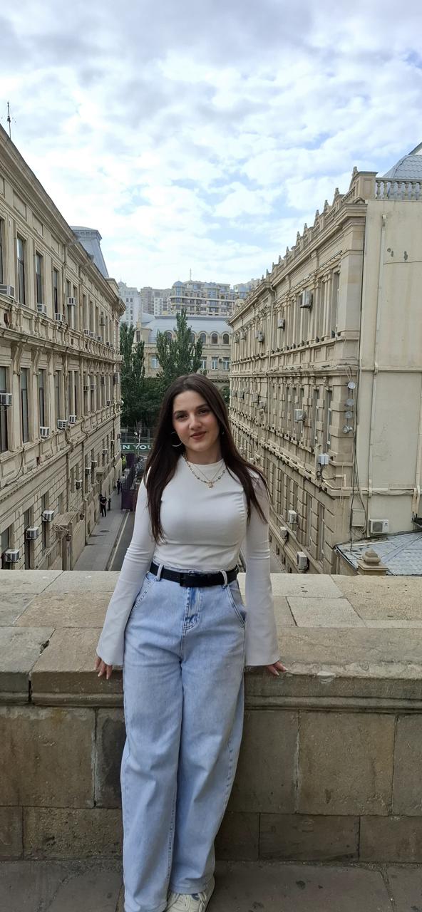 “Stolüstü tennis sürət, reaksiya və intizam tələb edən bir sahədir” — Məmmədova Nübar