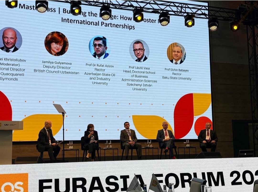 Elçin Babayev "QS Eurasia Forum 2025" çərçivəsində sessiyada çıxış edib