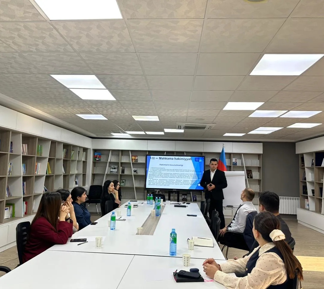 “Dövlətin əsasları” mövzusunda təlim keçirilib