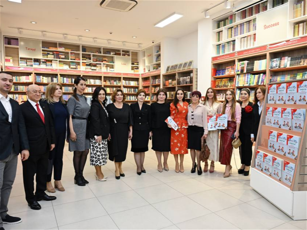 "Azərbaycan dilini öyrənirik" kitabının təqdimat mərasimi keçirilib