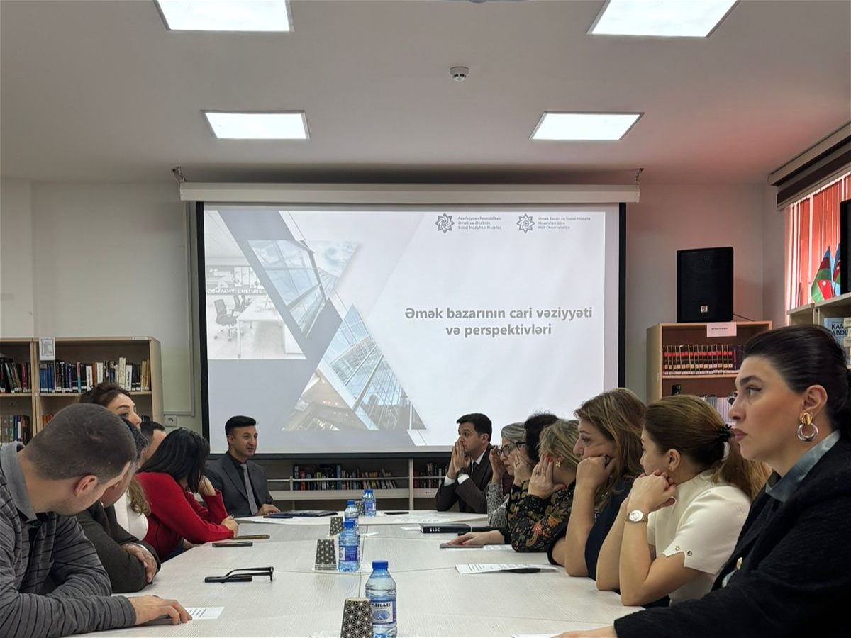 ADU-da tələbələrin təcrübəyə hazırlığı və əmək bazarı nümayəndələri ilə görüş keçirilib