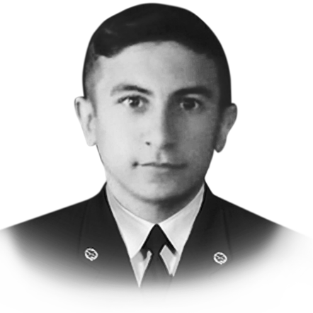 27 noyabr 2001 — Elçin Poladov, Azərbaycan əsgəri və şəhidin doğum günüdür