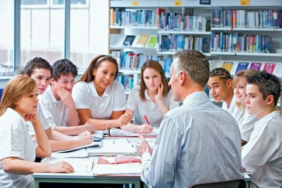 Immiqrasiya tətbiqinin məktəblərə geniş təsirləri, diaqramlarda