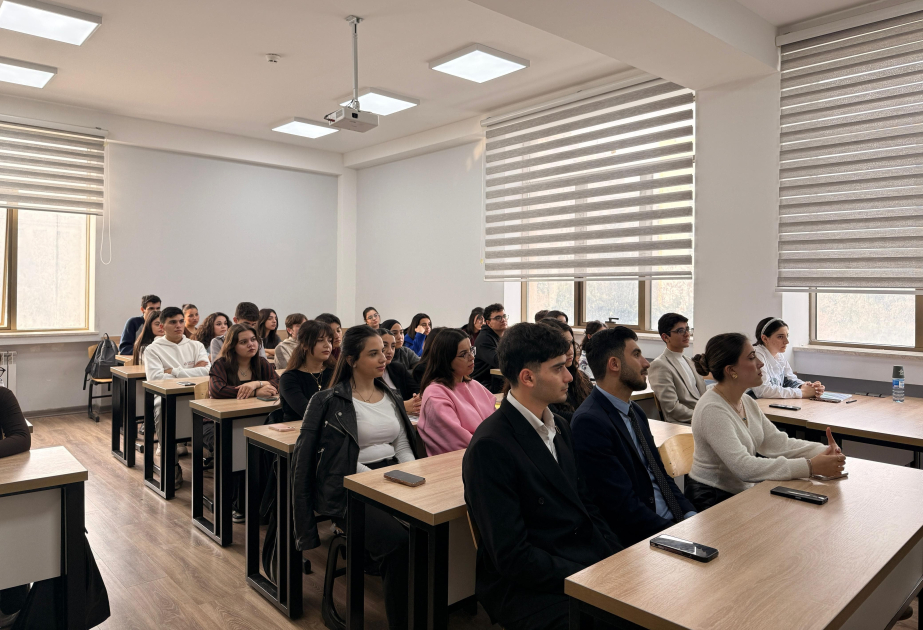 BDU tələbələri immunçatışmazlığı xəstəlikləri barədə məlumatlandırılıb