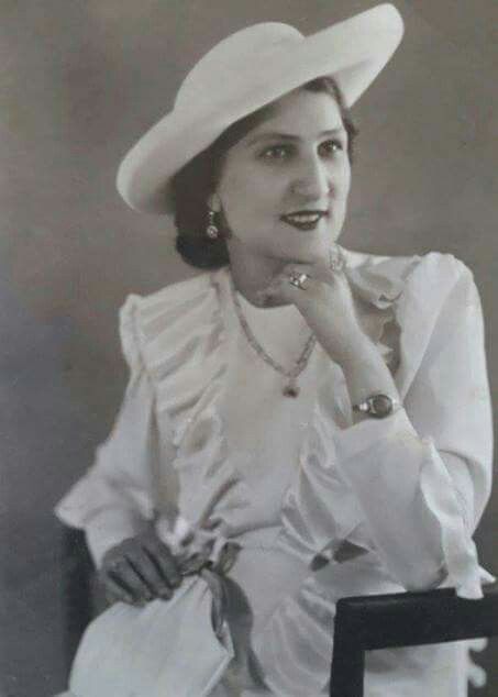 Xalq rəssamı Güllü Mustafayevanın doğum günüdür