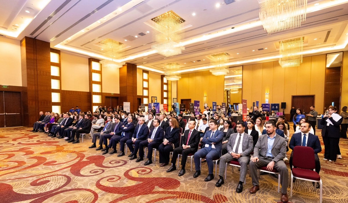 Bakıda "İKT Karyera Sərgisi" keçirilib