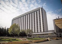 AzMİU nümayəndə heyəti QS Avrasiya Forumunda iştirak edib