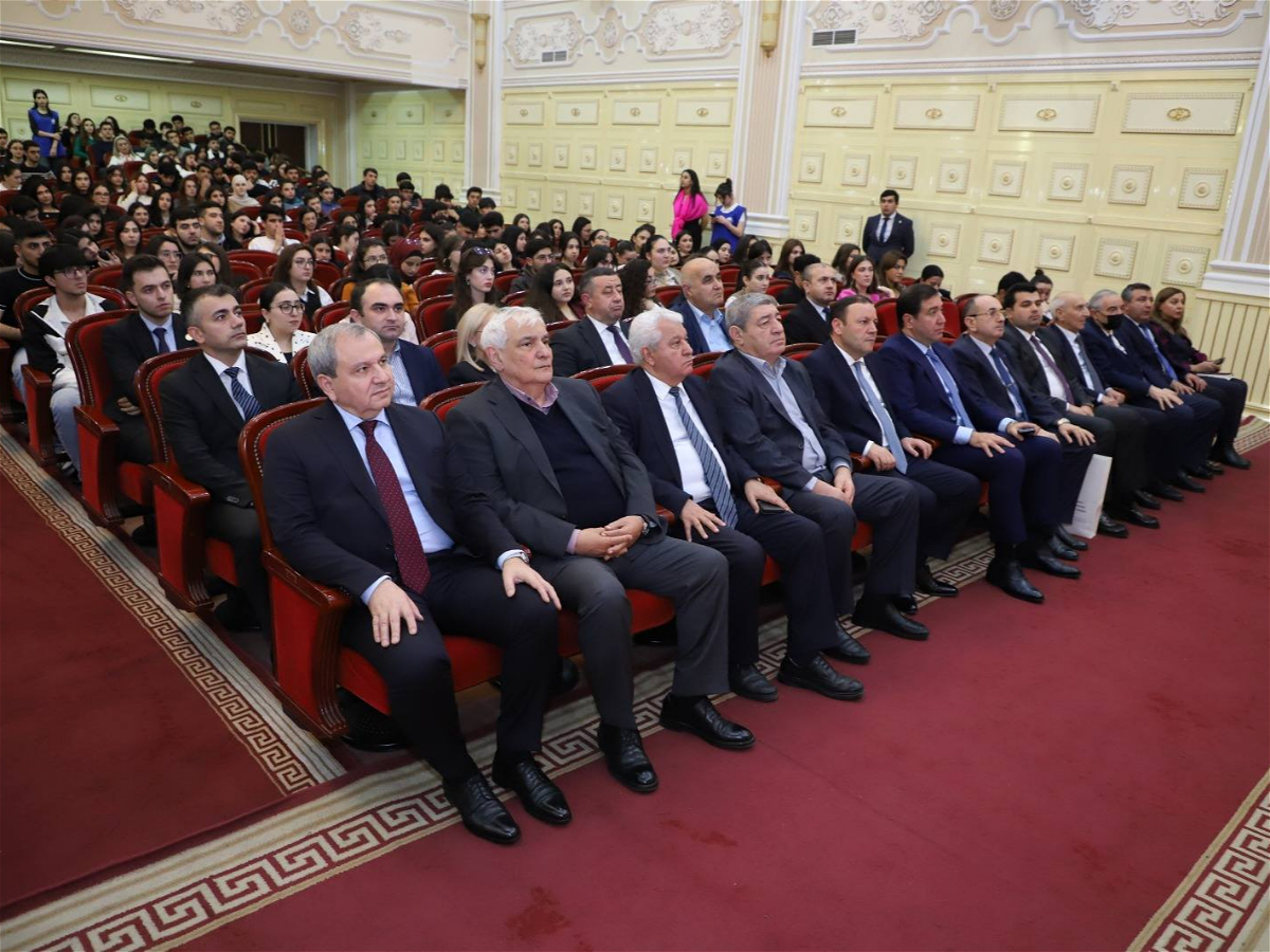 Ustadın Zamanla Söhbəti – Kamal Abdullanın 75 illiyi BDU-da