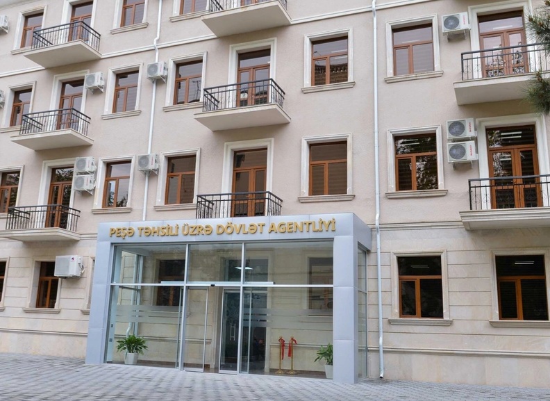 Agentlik rəsmisi: "Peşə təhsilinin bütün səviyyələrində kredit sisteminin tətbiqi təklif olunur"