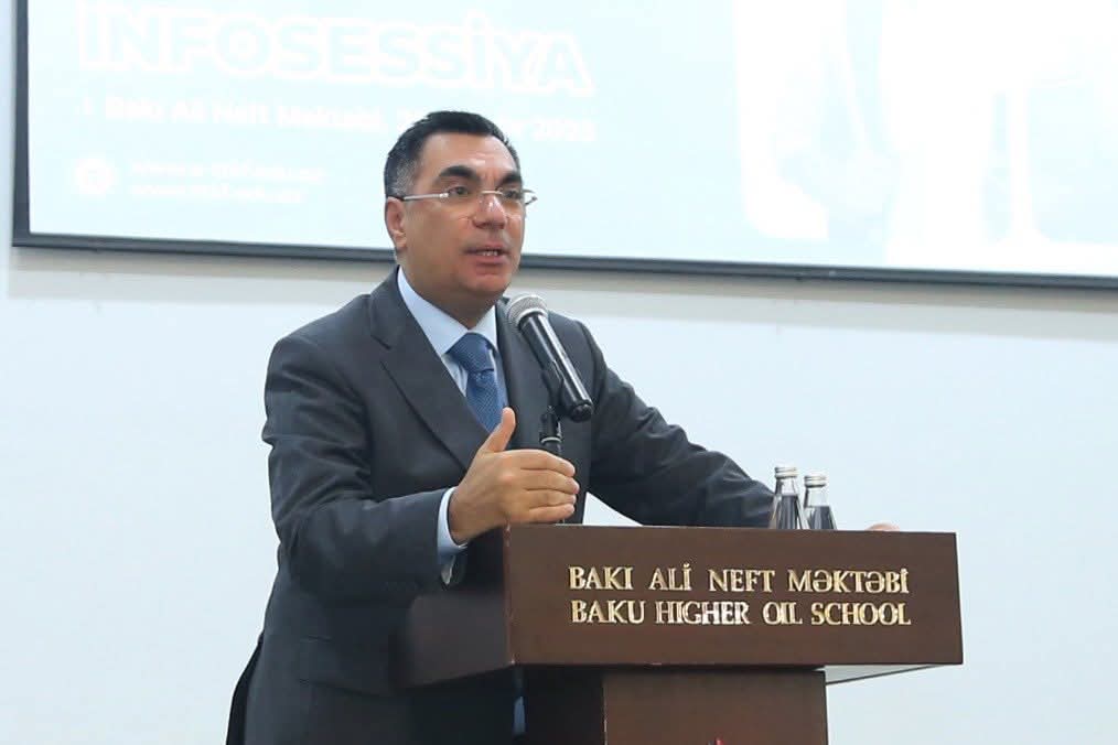 Təhsil Tələbə Krediti Fondu Bakı Ali Neft Məktəbində infosessiya keçirib