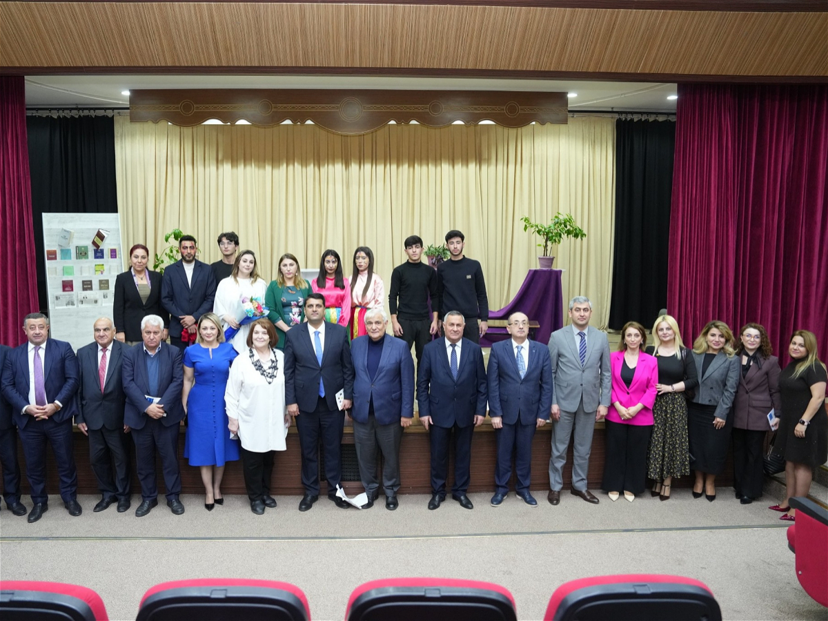 Naxçıvan Dövlət Universitetində Xalq yazıçısı Kamal Abdullaya həsr olunan konfrans keçirilib