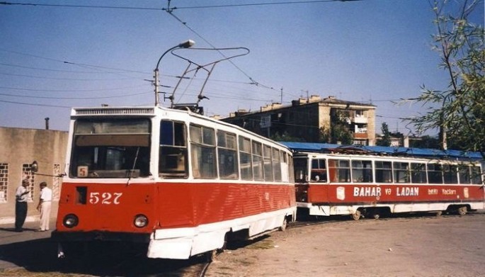 5 dekabr 1941 — Bakıda trolleybus nəqliyyatı fəaliyyətə başladı