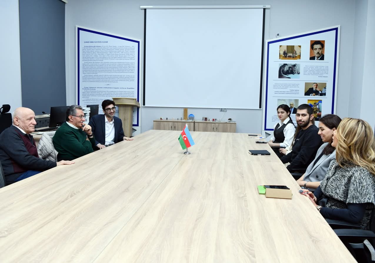 İordaniyanın Tətbiqi Elmlər Özəl Universitetinin professoru ADNSU-da olub