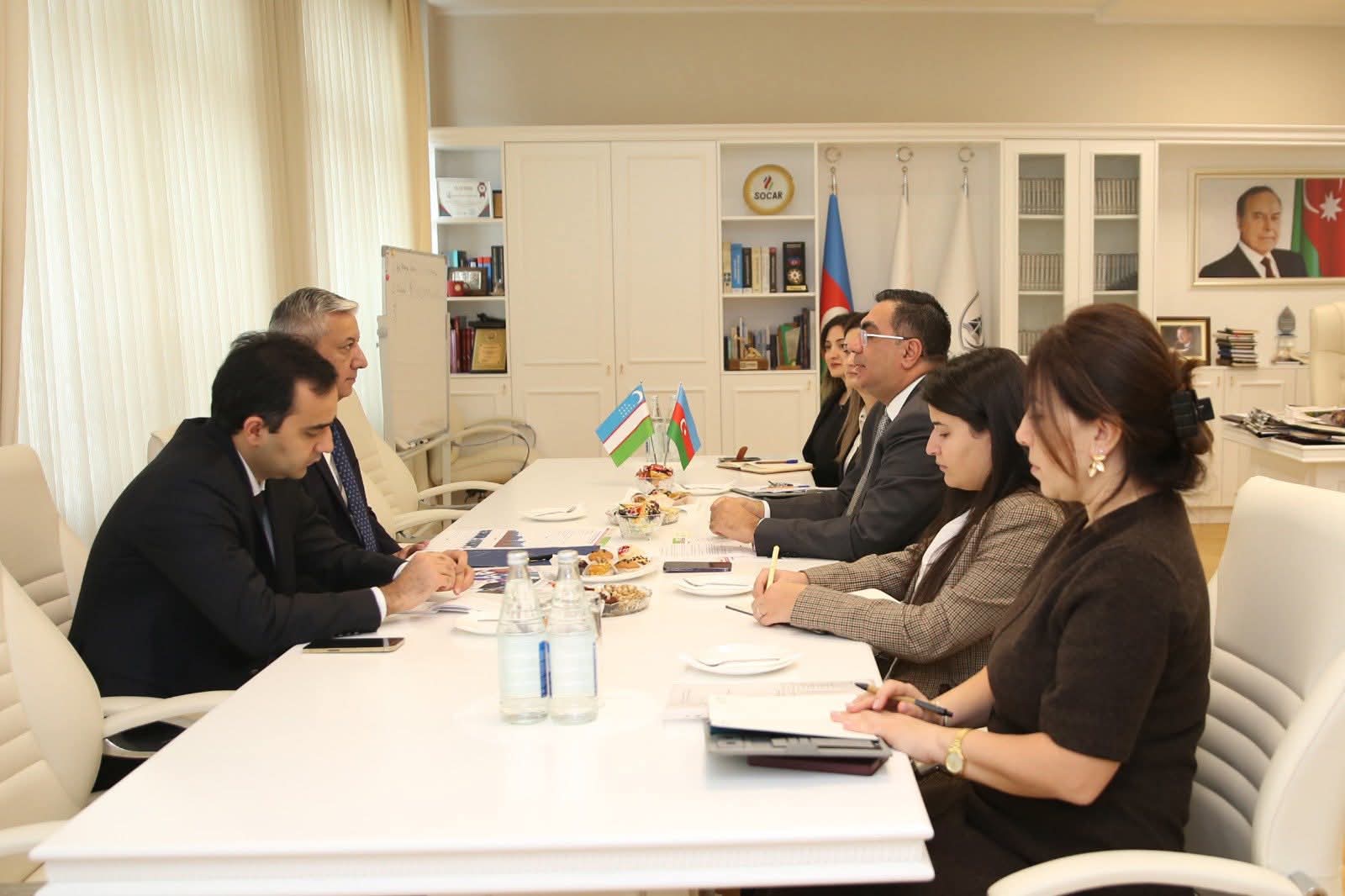 Özbəkistan səfiri Bakı Ali Neft Məktəbində olub