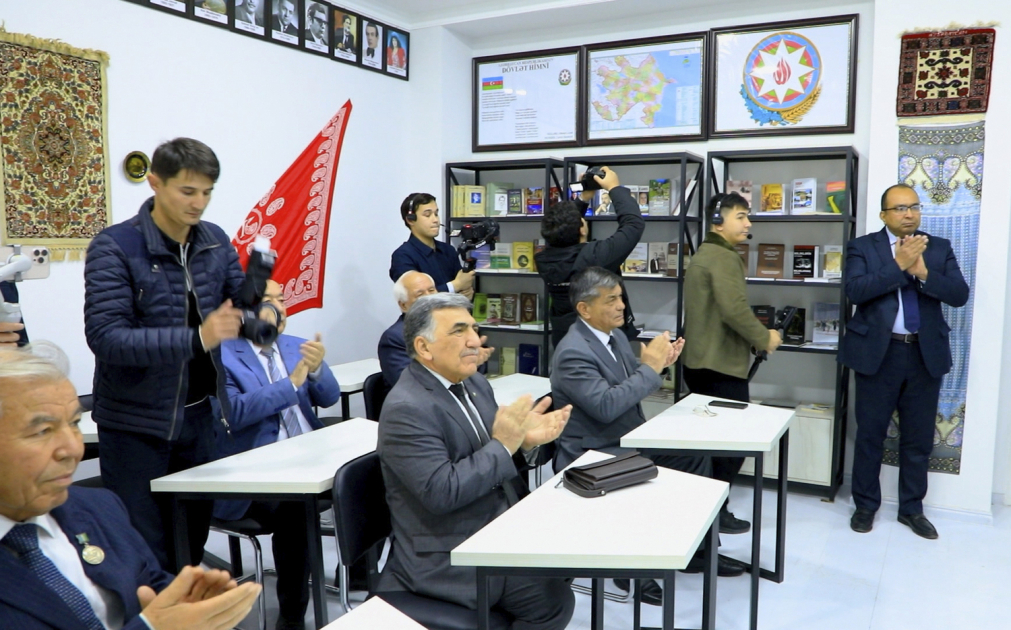 Fərqanə Dövlət Universitetində Bəxtiyar Vahabzadənin adını daşıyan Azərbaycanşünaslıq auditoriyası açılıb