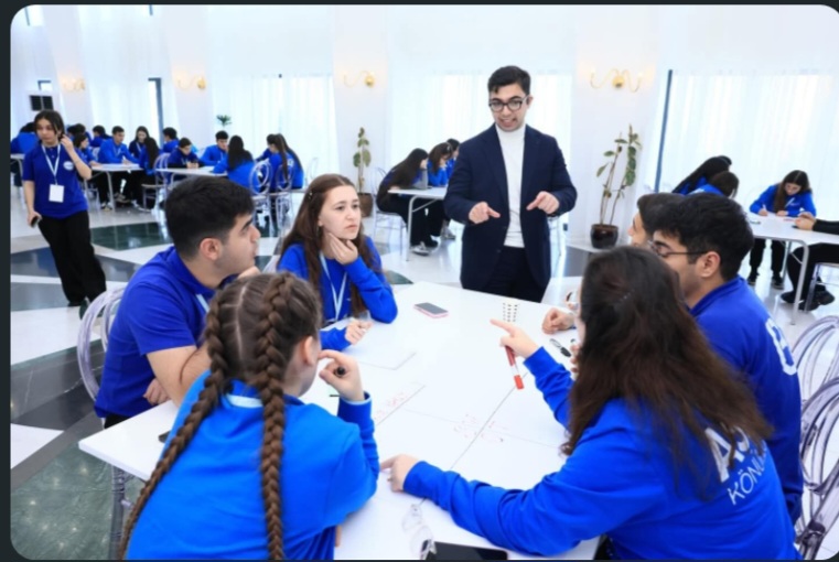  “Qərbi Azərbaycanın tarixi, mədəni irsi və qayıdış hüquqları” mövzusunda qrup işləri təşkil olunub