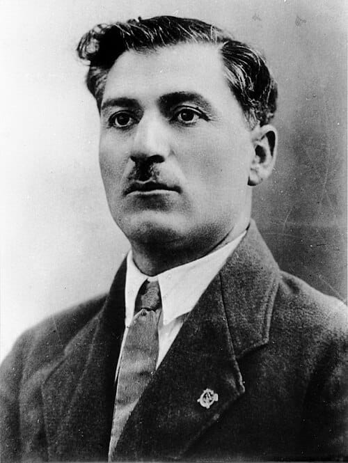 9 dekabr – Cavad bəy Məlikyeqanovun anım günü