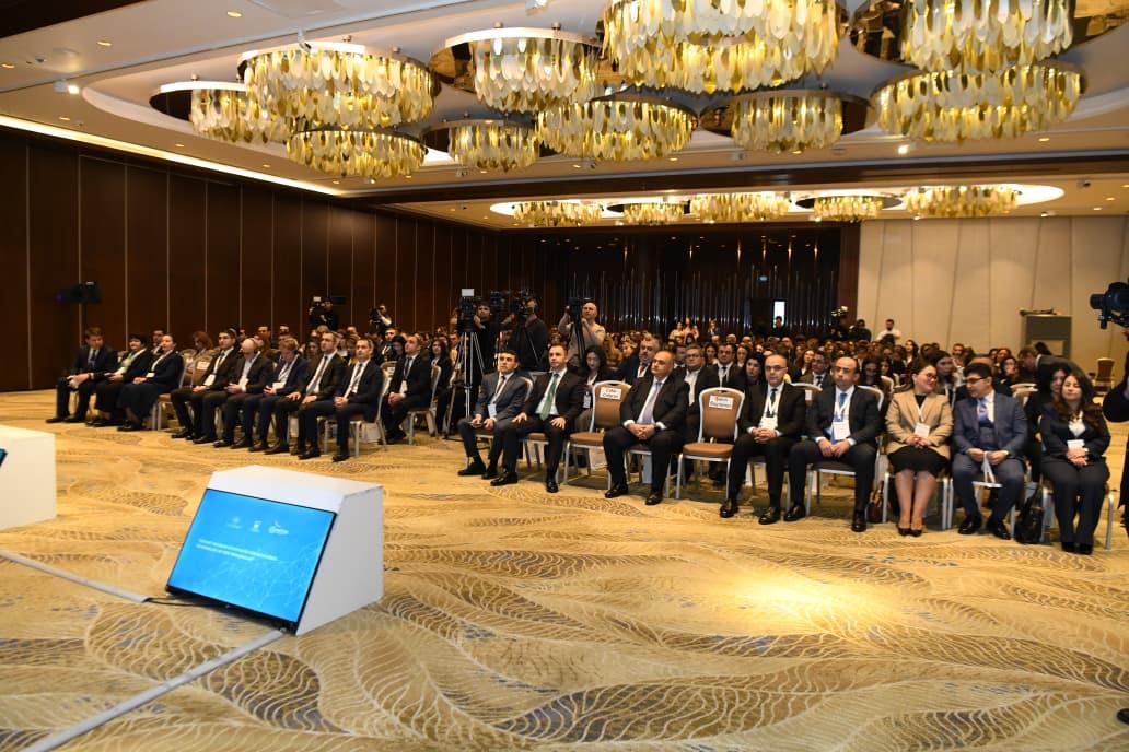 Ümumi təhsildə keyfiyyətin yüksəldilməsinə dair beynəlxalq konfrans keçirilib