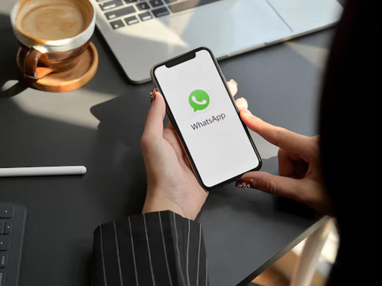 "WhatsApp"a çoxdan gözlənilən funksiya gəldi - Həmin mesajları oxumaq olacaq