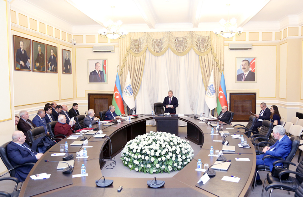 AMEA Rəyasət Heyətinin iclası keçirilib - FOTO