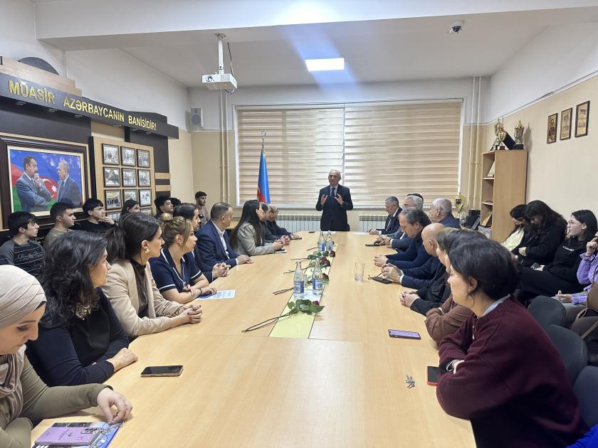 Turizm və Menecment Universitetində Ulu Öndər Heydər Əliyevin anım gününə həsr olunmuş tədbir keçirilib
