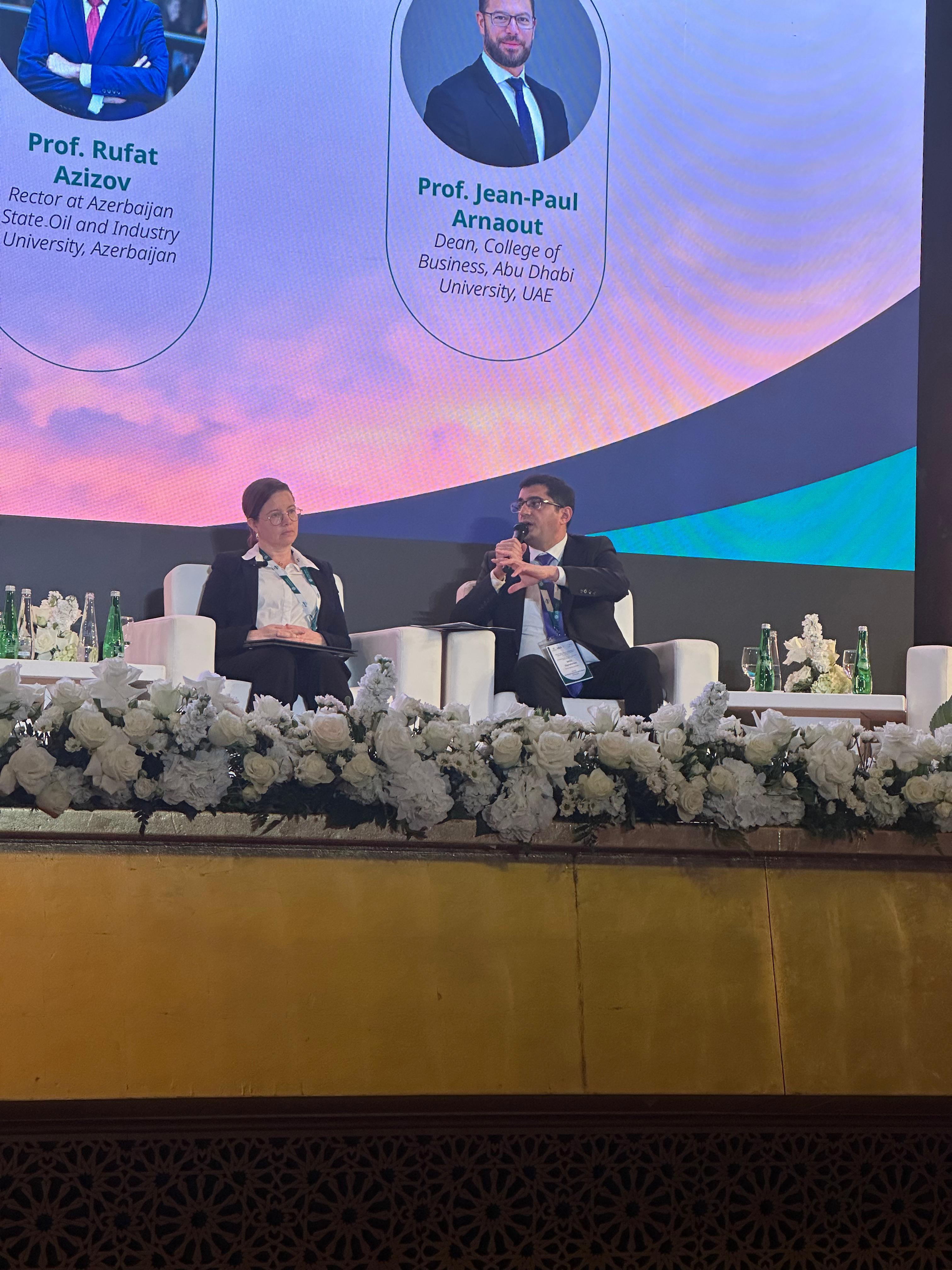 ADNSU-nun rektoru BƏƏ-də keçirilən Beynəlxalq Konfransda çıxış edib