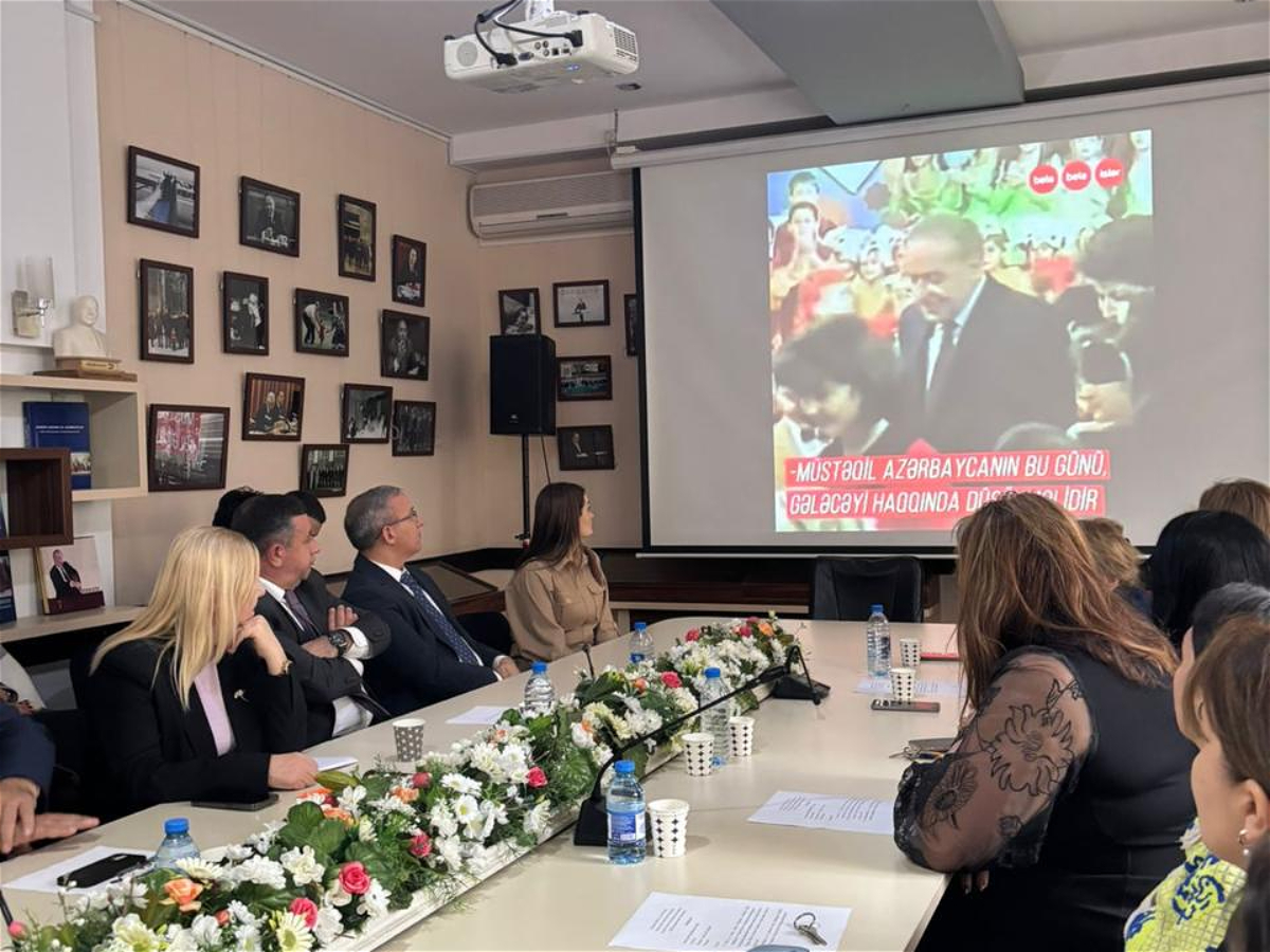 Heydər Əliyevin anım gününə həsr olunmuş “Milli tərəqqinin banisi” adlı tədbir keçirilib