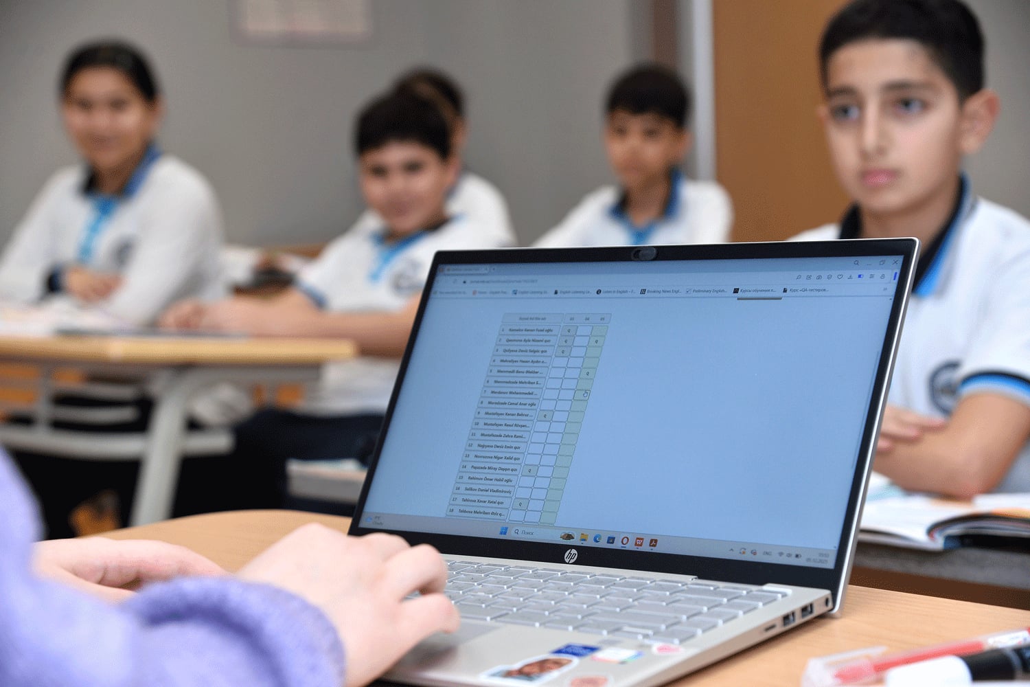 Daha bir regionda məktəblər elektron jurnala keçdi - RƏSMİ