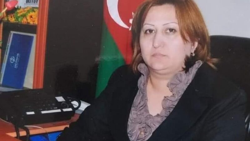 İşdən çıxarılan məktəb direktorunun şikayəti ilə bağlı Ali Məhkəmə qərar çıxarıb