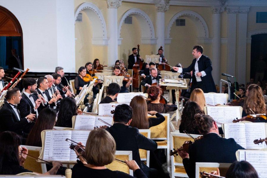 Filarmoniyada dirijor Nazim Rzayevin 100 illiyinə həsr edilmiş konsert