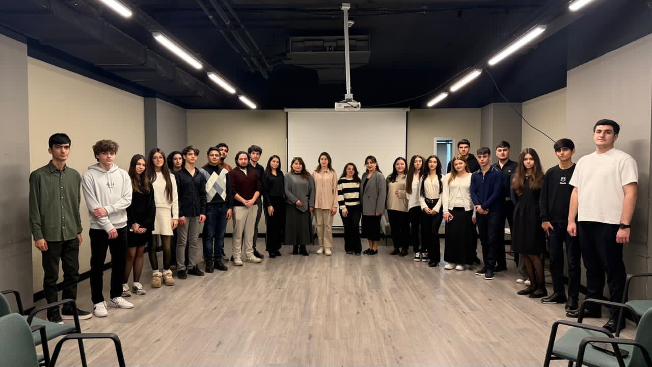 Ulu Öndər Heydər Əliyevin anım günü qeyd olunub 