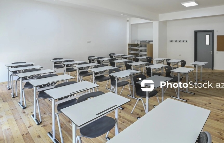 Gələn il bəzi məktəblər distant təhsilə keçə bilər - Nazir AÇIQLADI