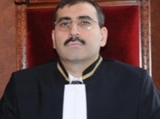 Universitetin müəllimi rektor oldu