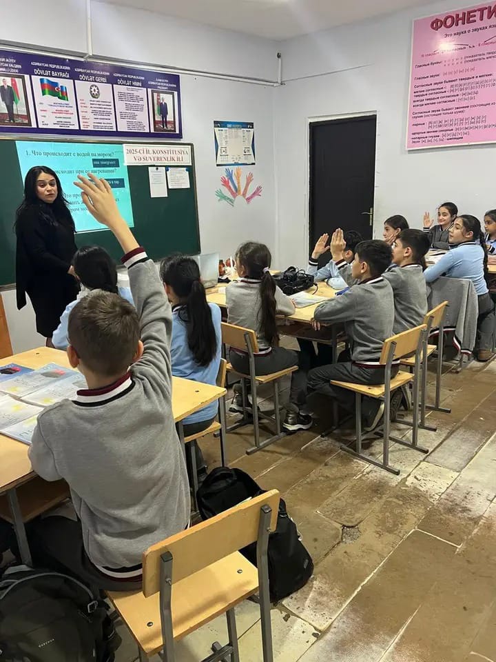Qaxda Təbiət fənn həftəsi çərçivəsində nümunəvi dərs keçirilib