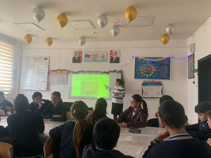 Təbiət fənn həftəsi çərçivəsində maraqlı sərgi və səhnəcik təşkil olunub