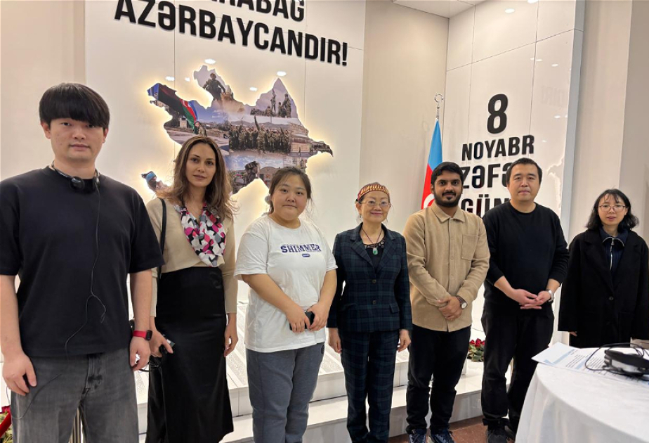 ADU Konfutsi İnstitutunun müəllimləri “Konstitusiya və Suverenlik İli”nə həsr olunmuş konfransda iştirak ediblər