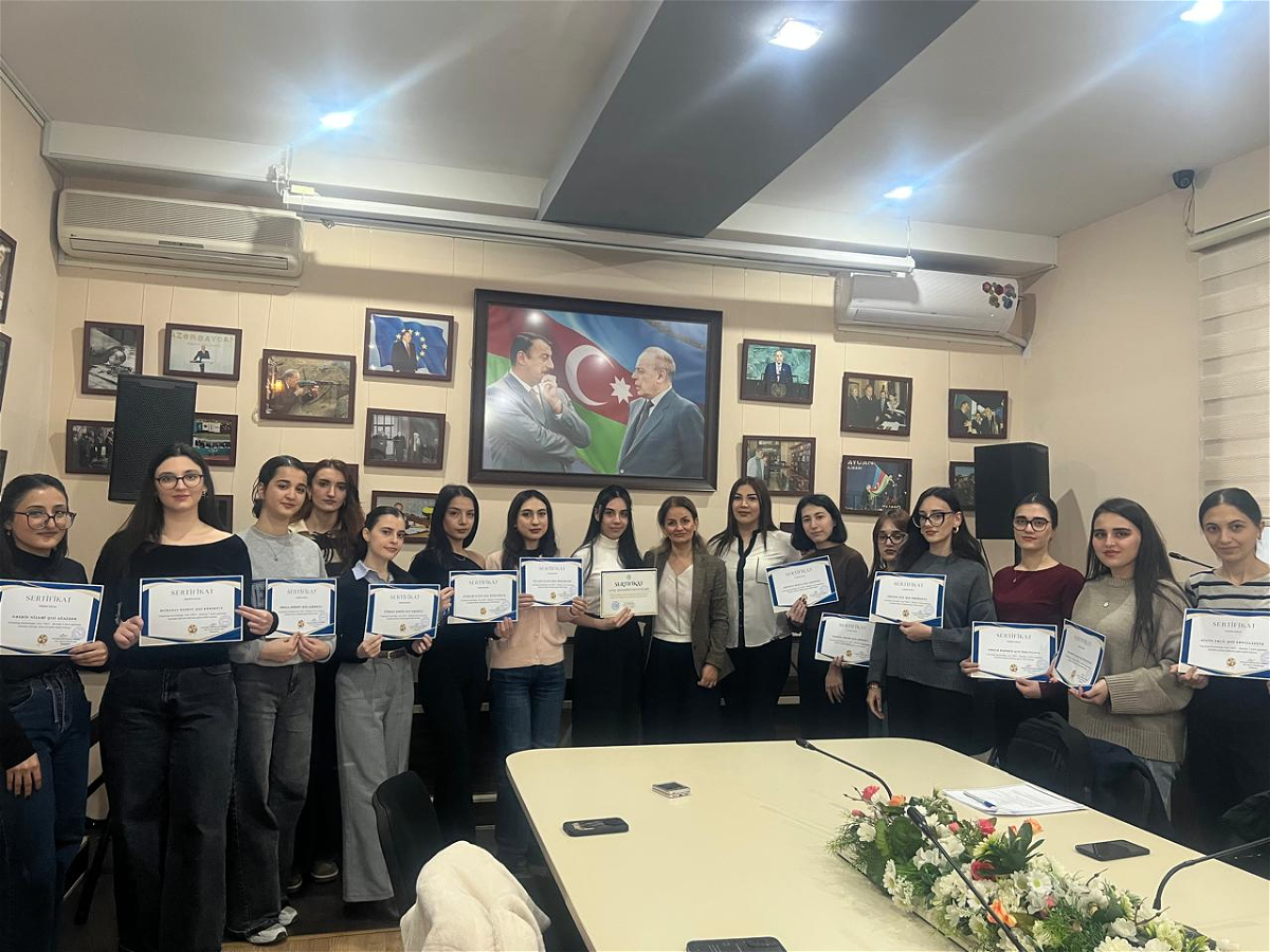 ADU-da TKT – Teaching Knowledge Test Module 3 üzrə təlim keçirilib