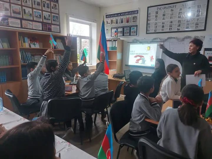 Riyaziyyat-Informatika Aylığı çərçivəsində bilik yarışı keçirilib