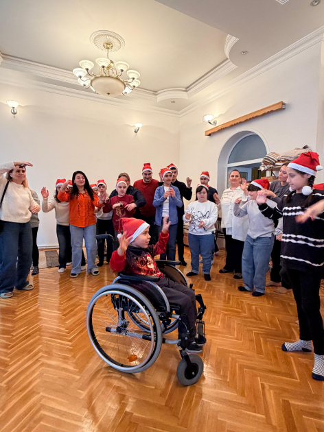 “BeKind” cəmiyyətinin təsisçisi: Hər bir uşaq üçün öz sehrbazı tapılıb