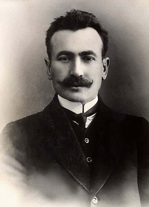 Ömər Faiq Nemanzadənin anadan olmasının 153 ili tamam olur