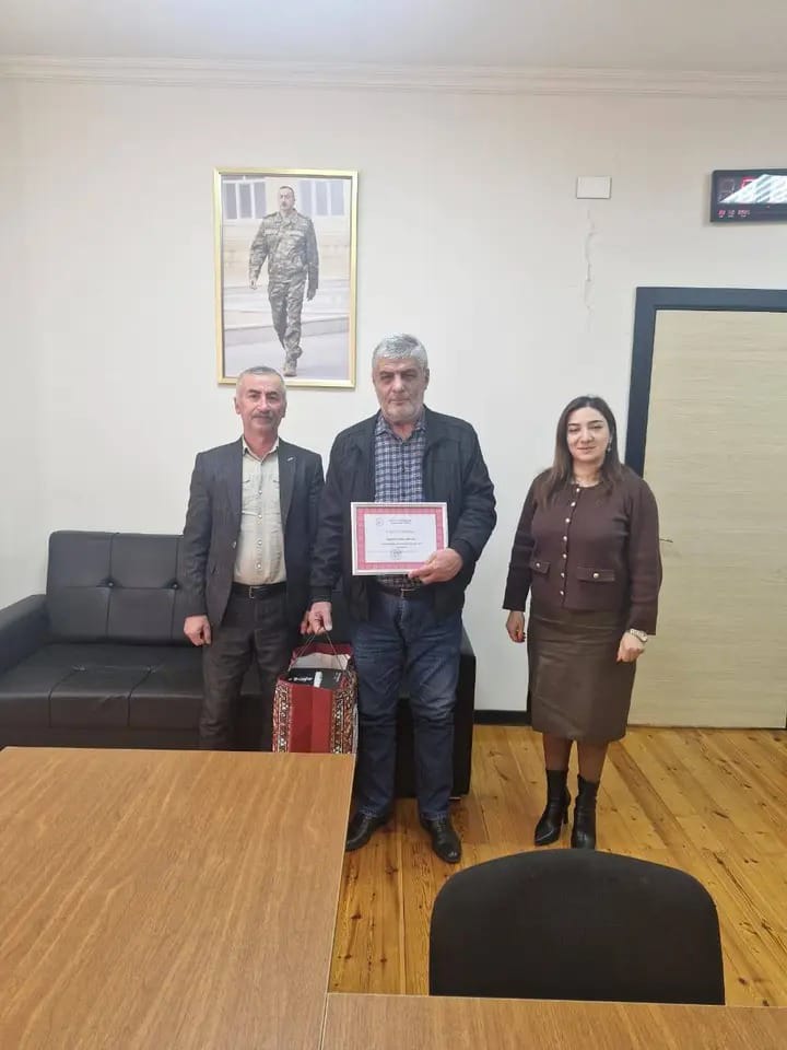 Qax rayon Tasmalı kənd məktəbinin texnik işçisi Tanrıverdi Haqverdiyev təltif edilib