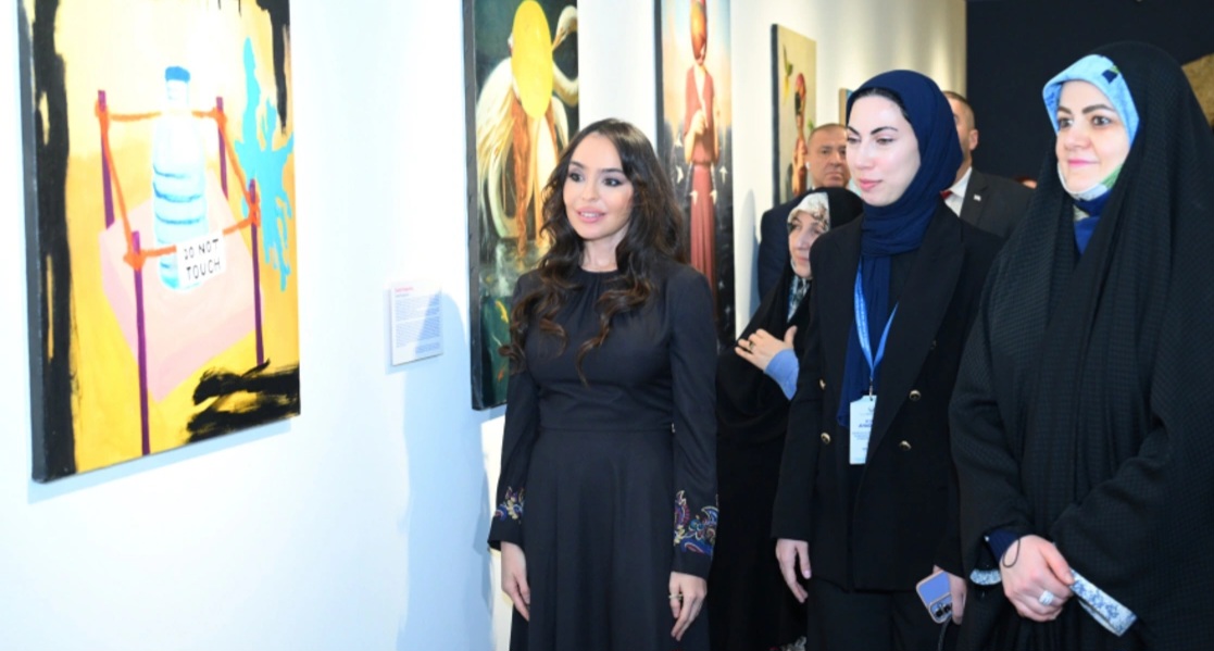 Leyla Əliyeva "Mənim dənizlərim, mənim okeanlarım" sərgisini ziyarət edib