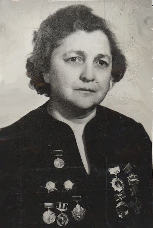 İkinci Dünya müharibəsində dünyaca nadir qadın gəmi kapitanlarından biri — Şövkət Səlimovanın xatirəsi anılır