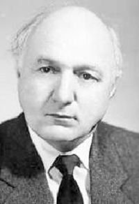 Azərbaycan ədəbiyyatının görkəmli siması Famil Mehdi anılır