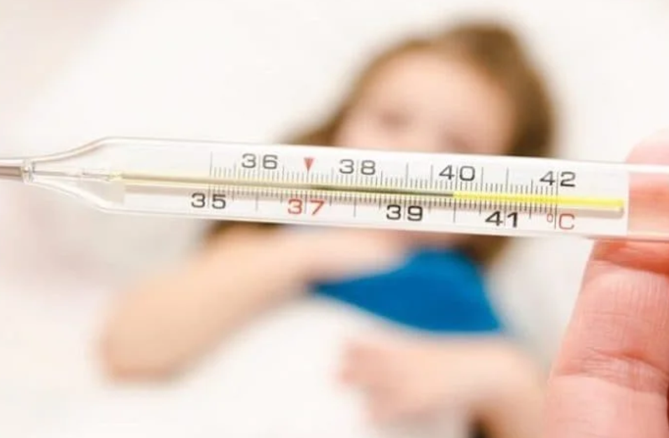 Azyaşlı yüksək hərarətdən öldü