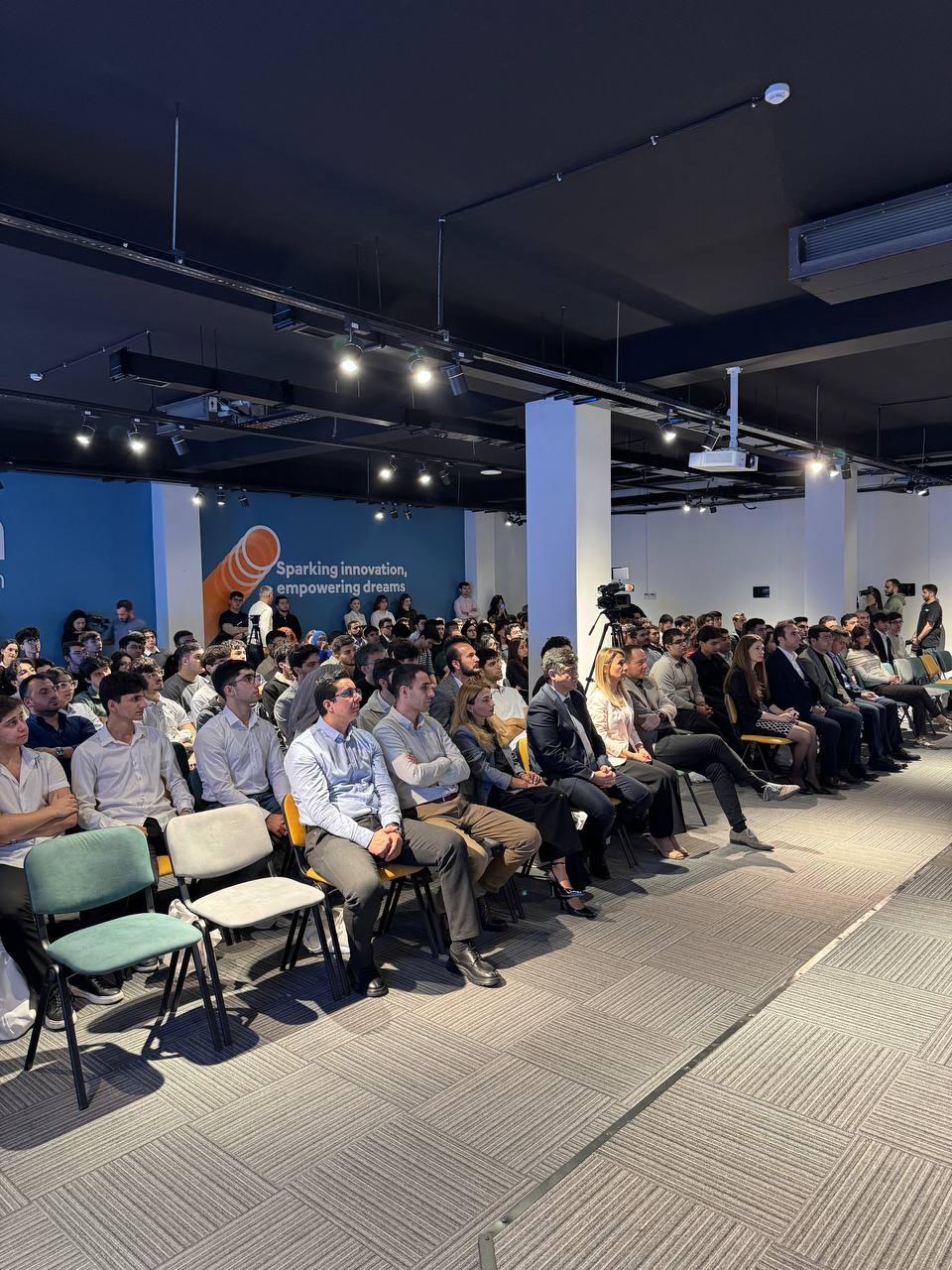 ADNSU-nun 32 tələbəsi “Holberton School Azerbaijan” təqaüd proqramının qalibi olub