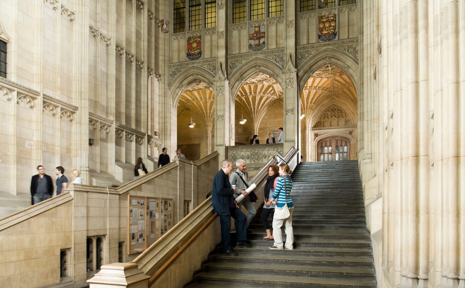 Professor Alis Sallivan söz azadlığının pozulduğunu bildirib