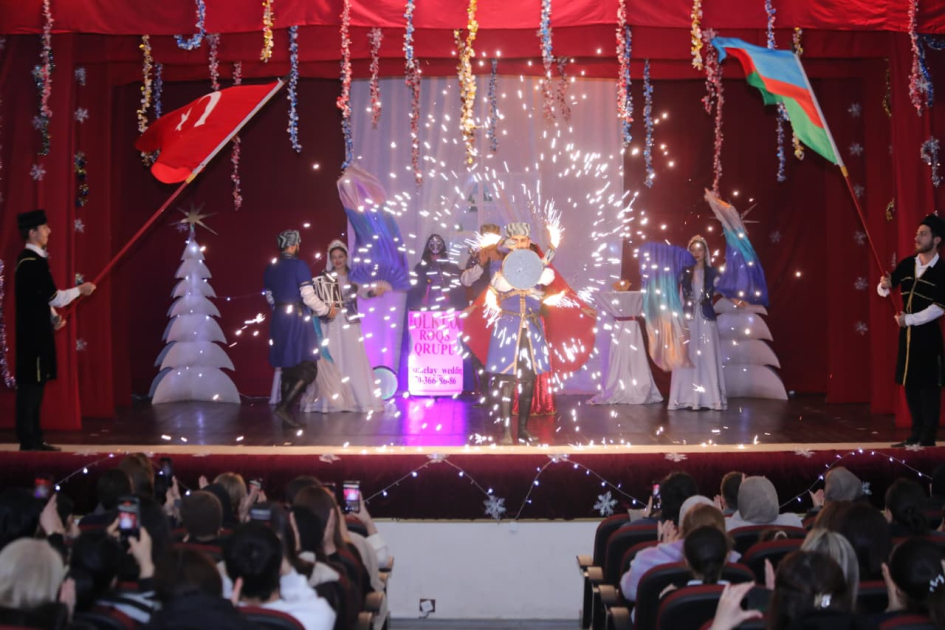 Lənkəranda “Sözlər və melodiyalarla Yeni ilə” adlı konsert proqramı təşkil olunub