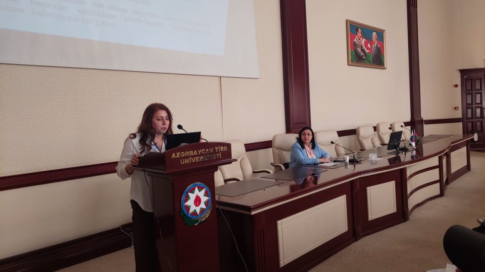 Uşaqlarda infeksion xəstəliklər barədə geniş müzakirələr aparılıb