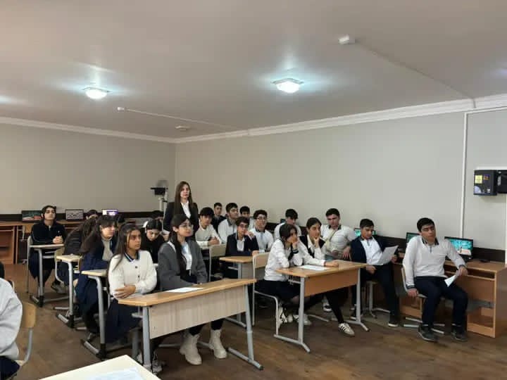 Astara şəhərində kibertəhlükəsizlik və onlayn oyunlara aludə olmanın fəsadları ilə bağlı maarifləndirici tədbir keçirilib